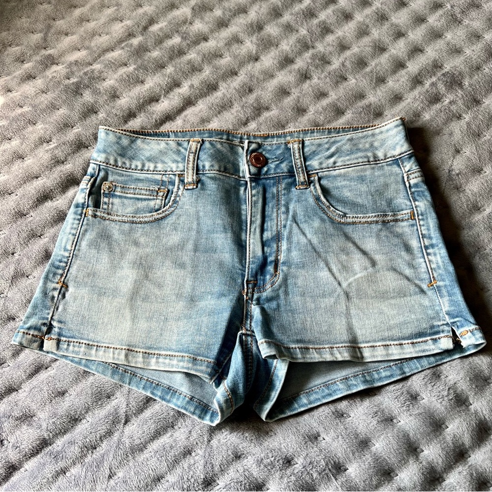 American Eagle 🦅 Outfitters High Rise Jean Shortie